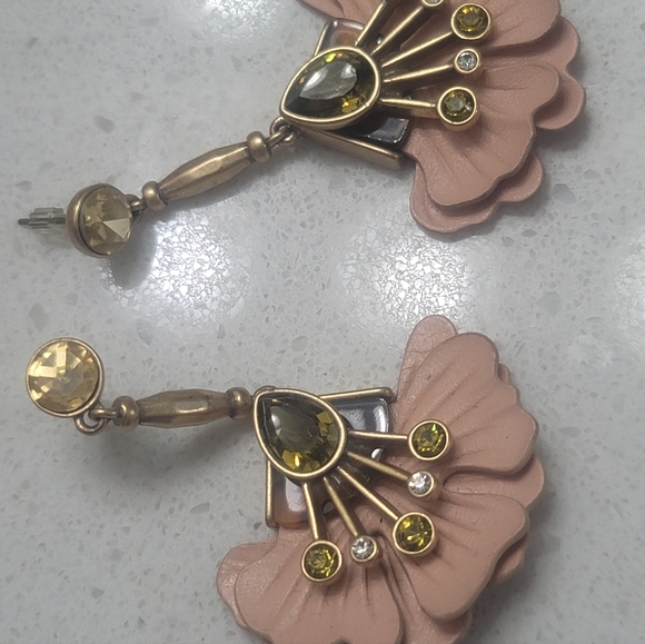 Stella & Dot earrings - Picture 7 of 9